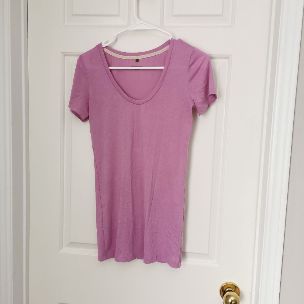 2/$15 Victoria's secret t-shirt size M